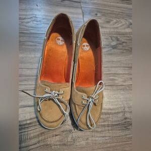 Timberland Tan Boat Shoes with Classic Moccasin Stitching